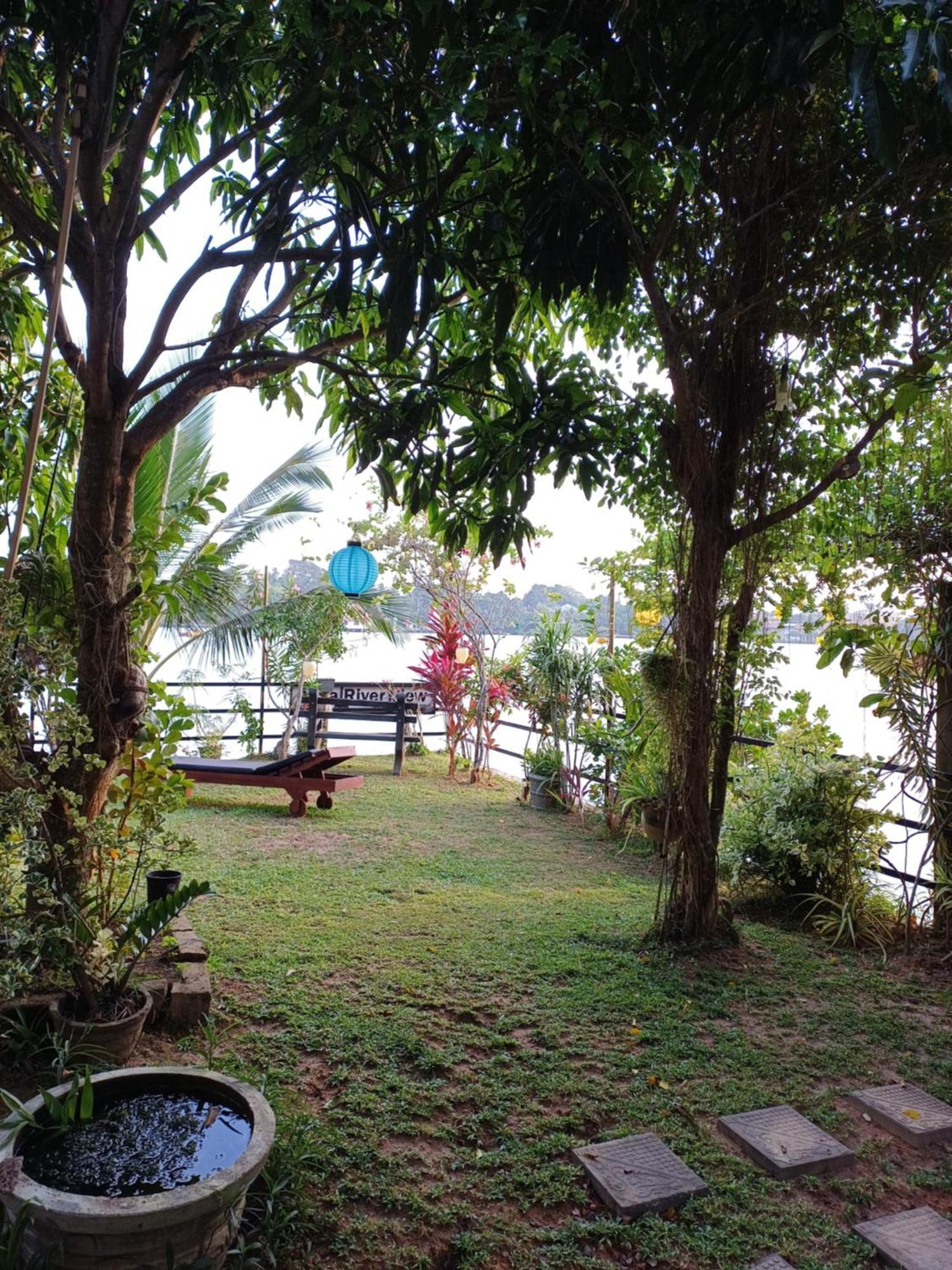 Villa River View Aluthgama Extérieur photo