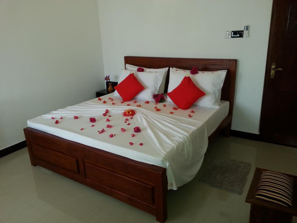Villa River View Aluthgama Extérieur photo