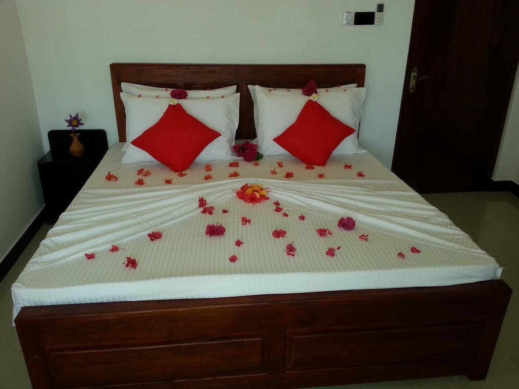 Villa River View Aluthgama Extérieur photo
